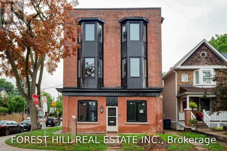 5 - 1 GREENSIDES AVENUE, Toronto (Wychwood), Ontario, M6G3P5