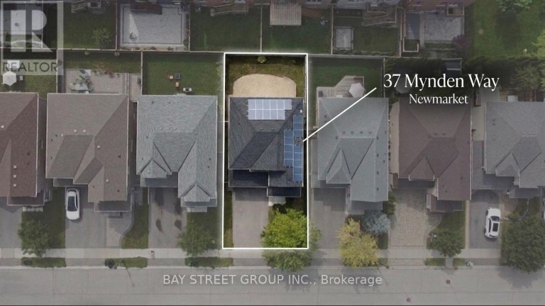 37 MYNDEN WAY, Newmarket (Woodland Hill), Ontario, L3X3A7