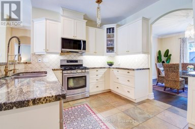 24 WENDAT TRAIL E Springwater (Midhurst) Ontario photo 16