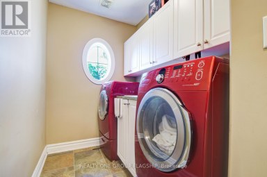 24 WENDAT TRAIL E Springwater (Midhurst) Ontario photo 22