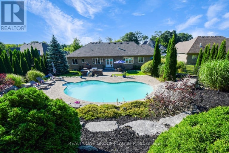 24 WENDAT TRAIL E, Springwater (Midhurst), Ontario, L4M6T4