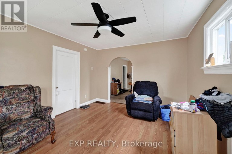 412 MC CONNELL AVENUE, Cornwall, Ontario, K6H4L7