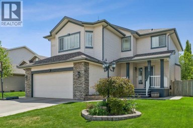115 Cove Crescent Chestermere Alberta photo 1