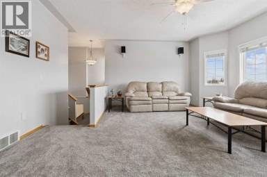 115 Cove Crescent Chestermere Alberta photo 14