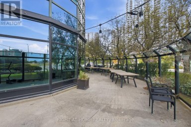 101 - 10 KINGSBRIDGE GARDEN CIRCLE Mississauga (Hurontario) Ontario photo 23