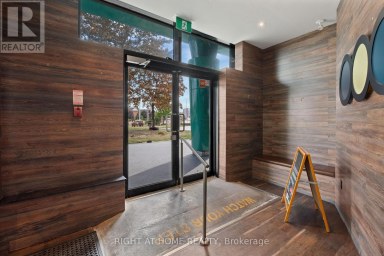 101 - 10 KINGSBRIDGE GARDEN CIRCLE Mississauga (Hurontario) Ontario photo 3