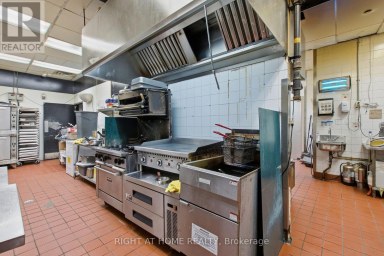 101 - 10 KINGSBRIDGE GARDEN CIRCLE Mississauga (Hurontario) Ontario photo 35