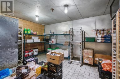 101 - 10 KINGSBRIDGE GARDEN CIRCLE Mississauga (Hurontario) Ontario photo 39