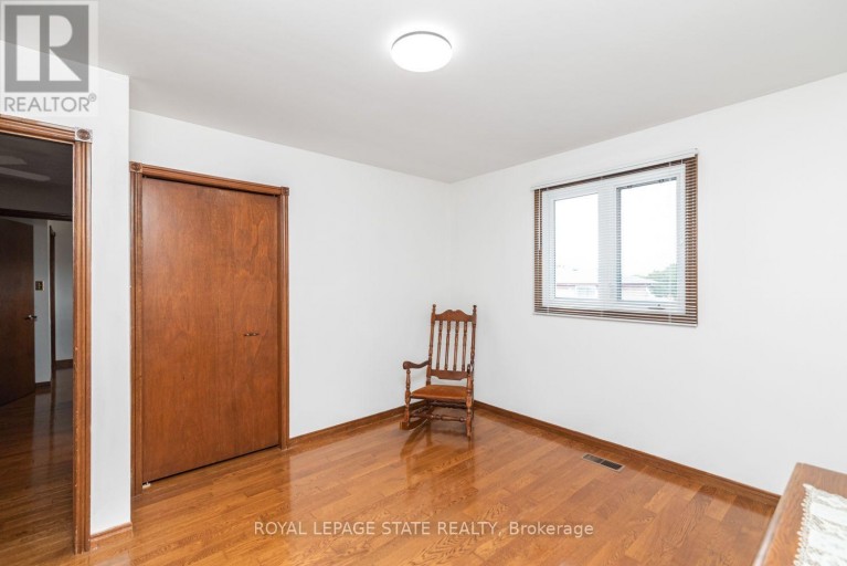 311 HEMLOCK AVENUE, Hamilton (Stoney Creek), Ontario, L8E4J9