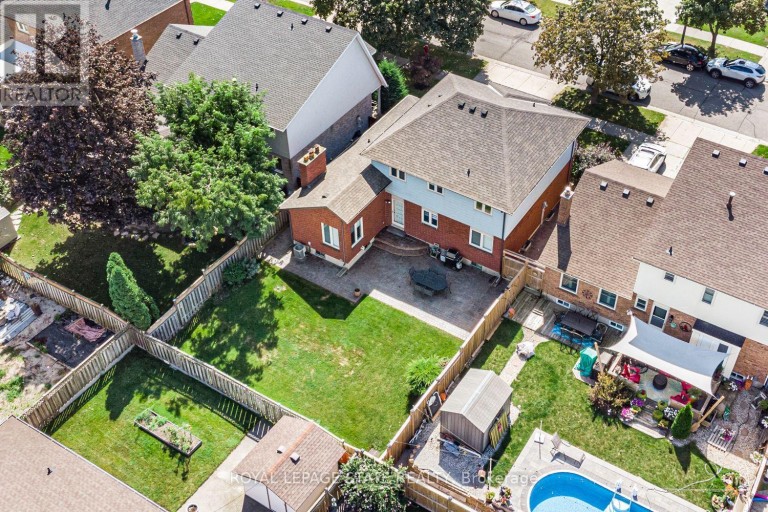 311 HEMLOCK AVENUE, Hamilton (Stoney Creek), Ontario, L8E4J9