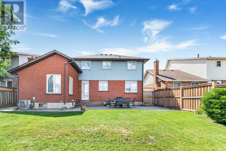 311 HEMLOCK AVENUE, Hamilton (Stoney Creek), Ontario, L8E4J9