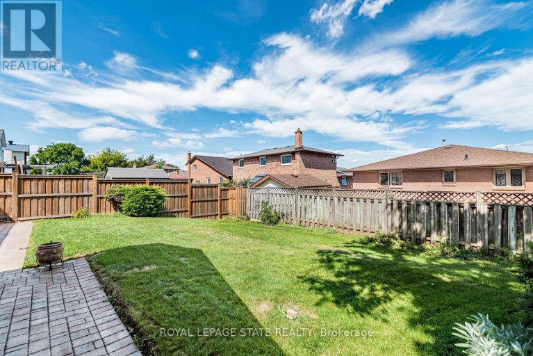 311 HEMLOCK AVENUE, Hamilton (Stoney Creek), Ontario, L8E4J9