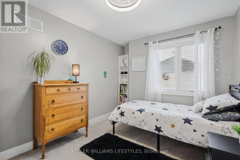 32 - 601 LIONS PARK DRIVE, Strathroy-Caradoc (Mount Brydges), Ontario, N0L1W0