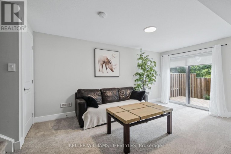 32 - 601 LIONS PARK DRIVE, Strathroy-Caradoc (Mount Brydges), Ontario, N0L1W0