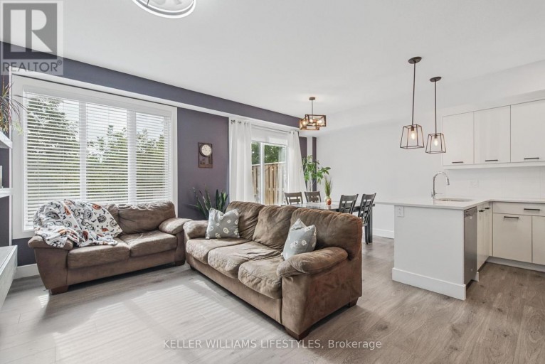 32 - 601 LIONS PARK DRIVE, Strathroy-Caradoc (Mount Brydges), Ontario, N0L1W0