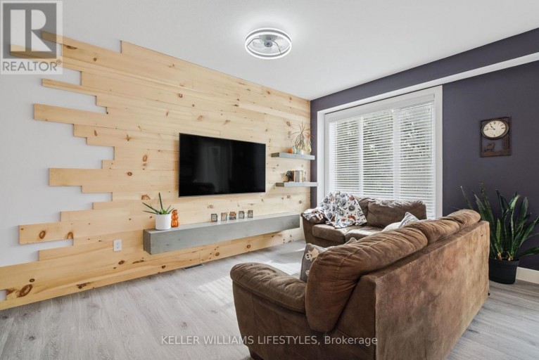 32 - 601 LIONS PARK DRIVE, Strathroy-Caradoc (Mount Brydges), Ontario, N0L1W0