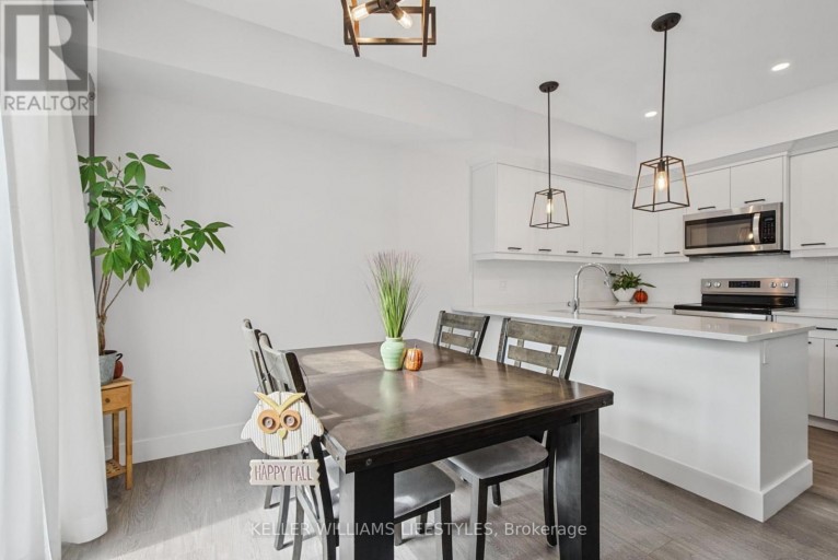 32 - 601 LIONS PARK DRIVE, Strathroy-Caradoc (Mount Brydges), Ontario, N0L1W0