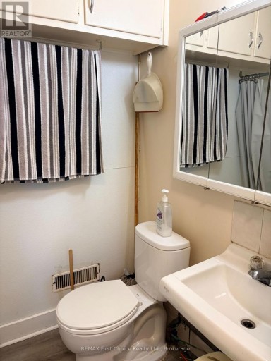1212 WALSH STREET E, Thunder Bay (Westfort), Ontario, P7E4V4