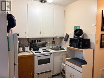 1212 WALSH STREET E Thunder Bay (Westfort) Ontario photo 7