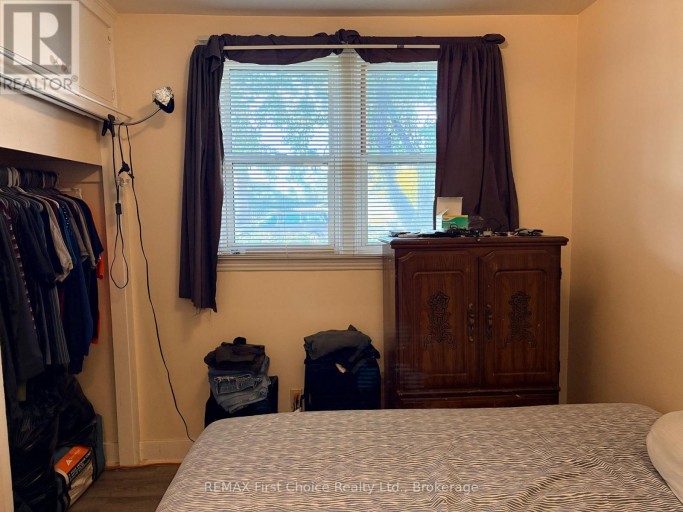1212 WALSH STREET E, Thunder Bay (Westfort), Ontario, P7E4V4