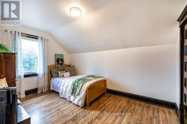 180 OLIVE AVENUE Oshawa (Central) Ontario photo 13