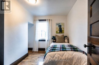 180 OLIVE AVENUE Oshawa (Central) Ontario photo 14