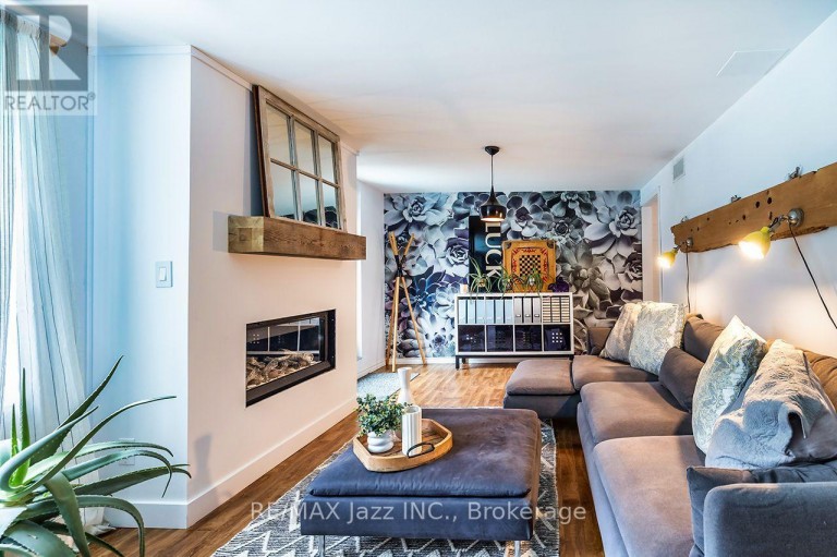 1085 WILLOWDALE AVENUE, Oshawa (Donevan), Ontario, L1H1W7