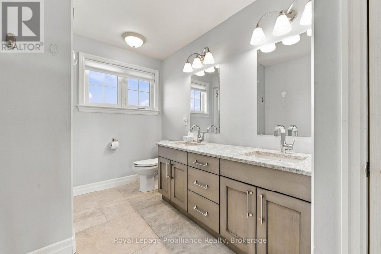 23 CREWS CRESCENT, Quinte West (Murray Ward), Ontario, K8V0G4