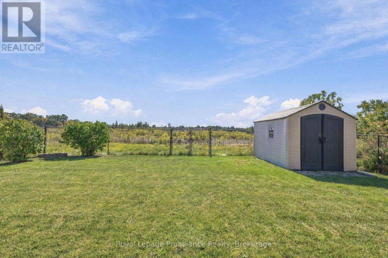 23 CREWS CRESCENT, Quinte West (Murray Ward), Ontario, K8V0G4