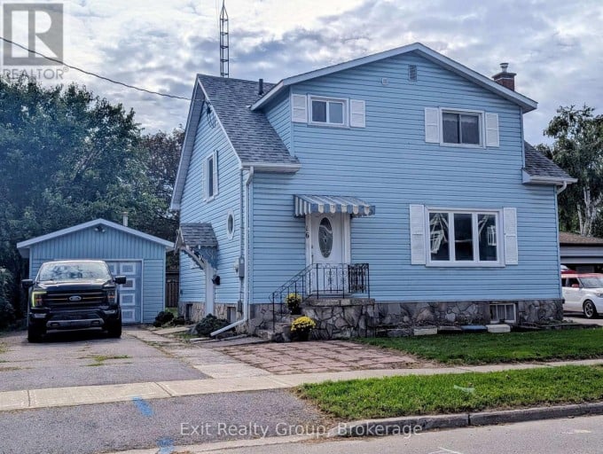 16 MERCIA STREET, Quinte West (Trenton Ward), Ontario, K8V2P3