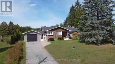 1812 YOUNGS POINT ROAD Selwyn Ontario photo 1