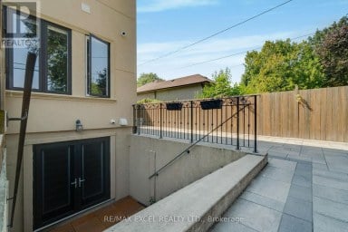49 KENTON DRIVE Toronto (Newtonbrook West) Ontario photo 47