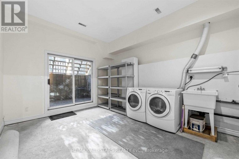 110 BELMONT STREET, Toronto (Annex), Ontario, M5R1P8