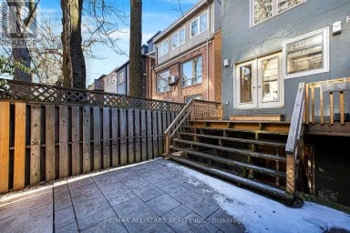 110 BELMONT STREET Toronto (Annex) Ontario photo 24