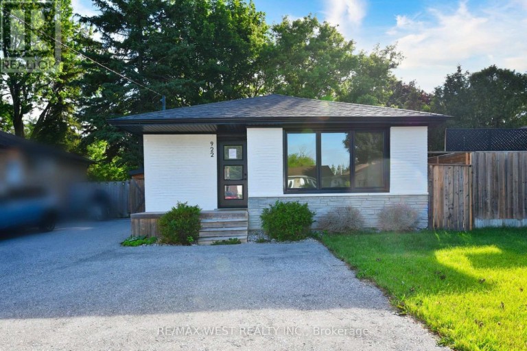 922 CENTRE STREET N, Whitby (Williamsburg), Ontario, L1N4V1