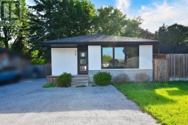 922 CENTRE STREET N Whitby (Williamsburg) Ontario photo 1