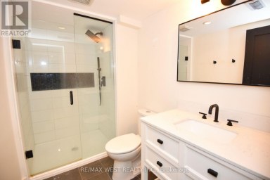 922 CENTRE STREET N Whitby (Williamsburg) Ontario photo 17