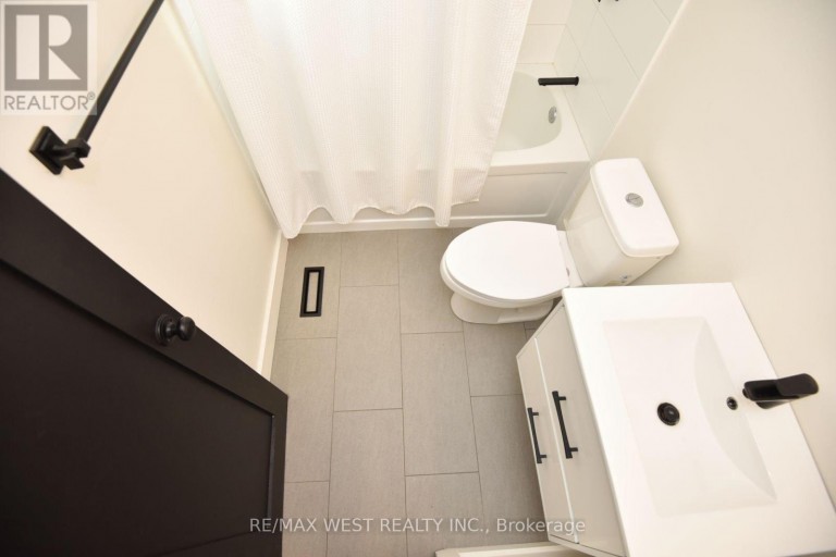 922 CENTRE STREET N, Whitby (Williamsburg), Ontario, L1N4V1