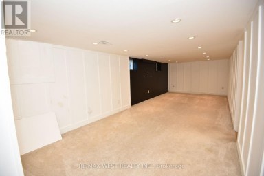 922 CENTRE STREET N Whitby (Williamsburg) Ontario photo 24