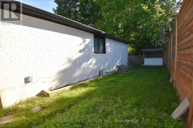 922 CENTRE STREET N Whitby (Williamsburg) Ontario photo 42
