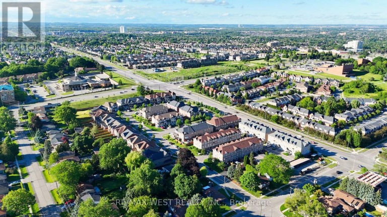 922 CENTRE STREET N, Whitby (Williamsburg), Ontario, L1N4V1