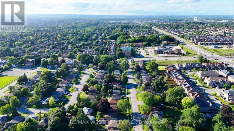 922 CENTRE STREET N, Whitby (Williamsburg), Ontario, L1N4V1