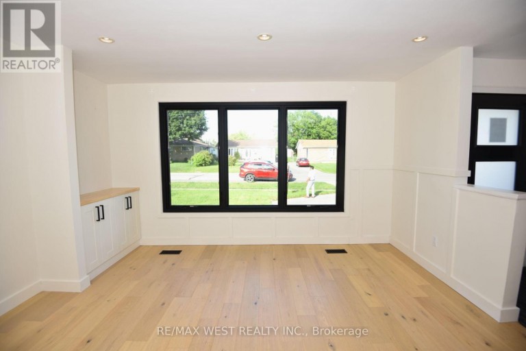 922 CENTRE STREET N, Whitby (Williamsburg), Ontario, L1N4V1