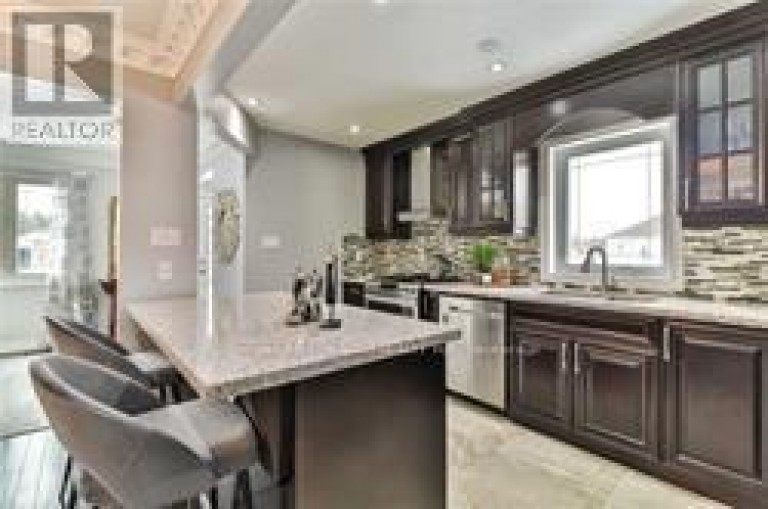 MAIN FLOOR - 4 PRINCEMERE CRESCENT, Toronto (Wexford-Maryvale), Ontario, M1R3W9