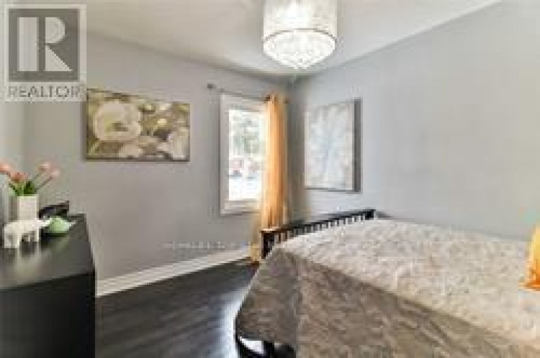 MAIN FLOOR - 4 PRINCEMERE CRESCENT, Toronto (Wexford-Maryvale), Ontario, M1R3W9