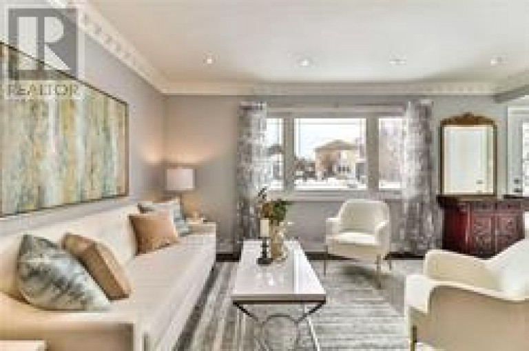 MAIN FLOOR - 4 PRINCEMERE CRESCENT, Toronto (Wexford-Maryvale), Ontario, M1R3W9