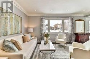 MAIN FLOOR - 4 PRINCEMERE CRESCENT Toronto (Wexford-Maryvale) Ontario photo 3