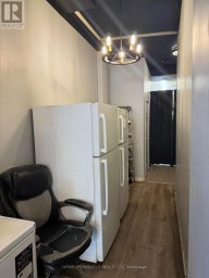 1/2 - 717 QUEEN STREET E Toronto (South Riverdale) Ontario photo 9
