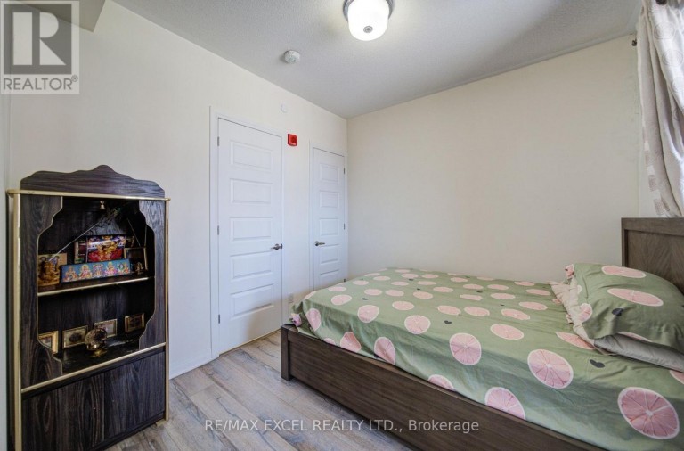 302 - 2 ADAM SELLERS STREET, Markham (Cornell), Ontario, L6B1P2