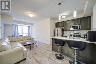 302 - 2 ADAM SELLERS STREET Markham (Cornell) Ontario photo 9